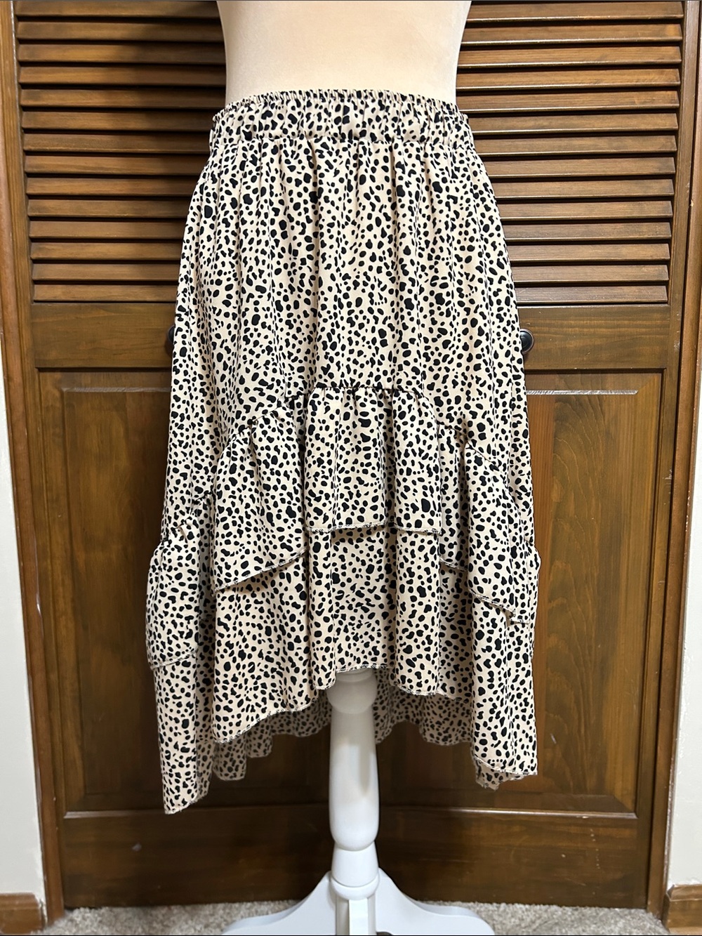 Animal Print Two-Tier Lined Skirt Elastic Waistband Cream with Black Size L